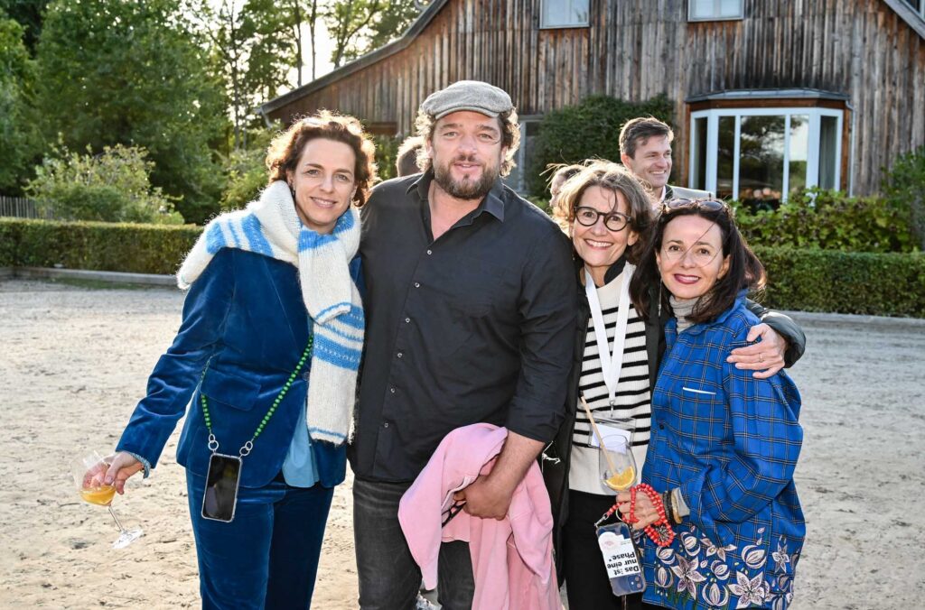 Das Leitungsteam mit dem Schirmherrn Ronald Zehrfeld